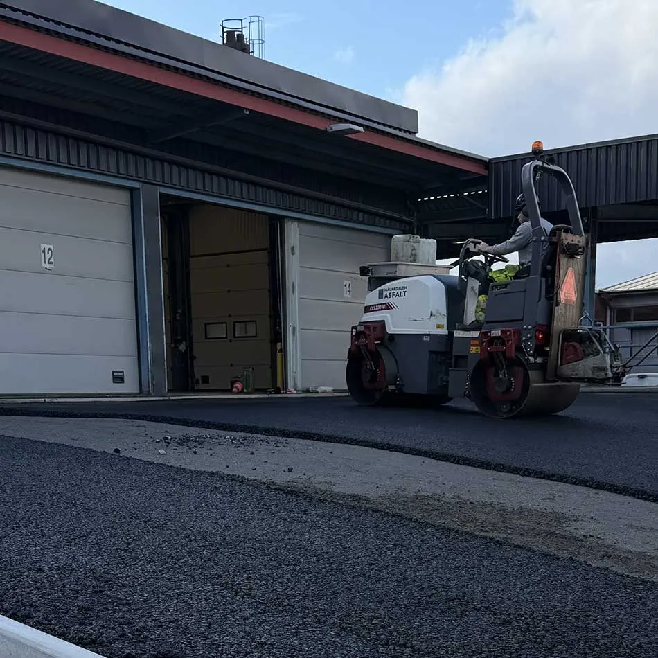 Vad påverkar priset på asfaltering