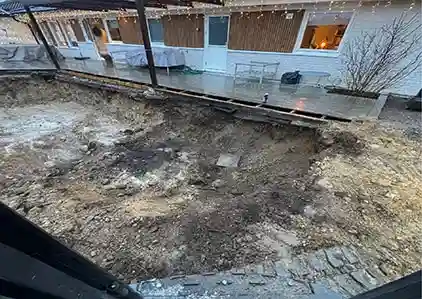 Poolgrävning i Danderyd